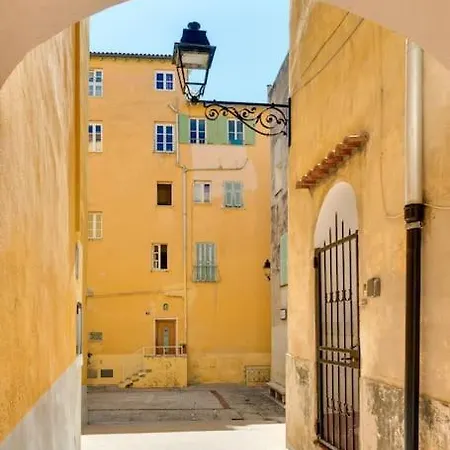 Apartmán Between The Roofs Of Old Town And The Sea *